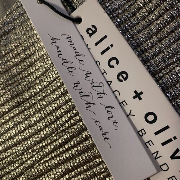 NWT Women’s Size 2💥Alice + Olivia💥Gold Luxe Metallic Finish Fitted Dress SEE - Picture 9 of 12